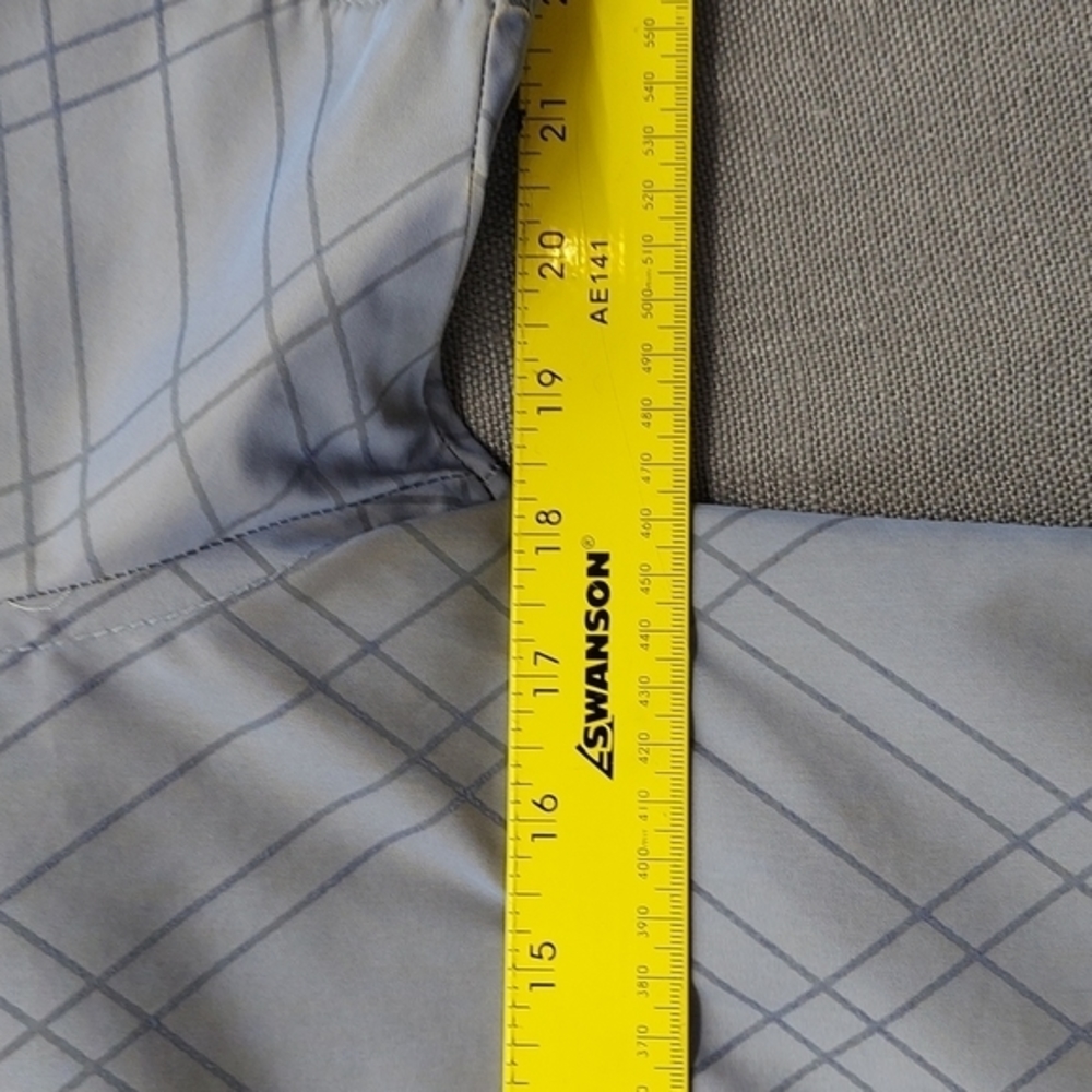 Lacoste Button Down Short Sleeve Gray W/Thin Stri… - image 4